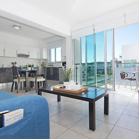 Amber - Coralli Beachfront Apartment Protaras Exteriör bild